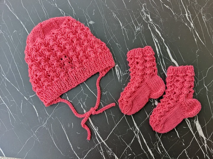 Lace Knit Newborn Beanie & Socks Patterns Set product image (2)