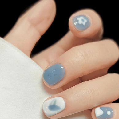 Baby blue nails product image (1)