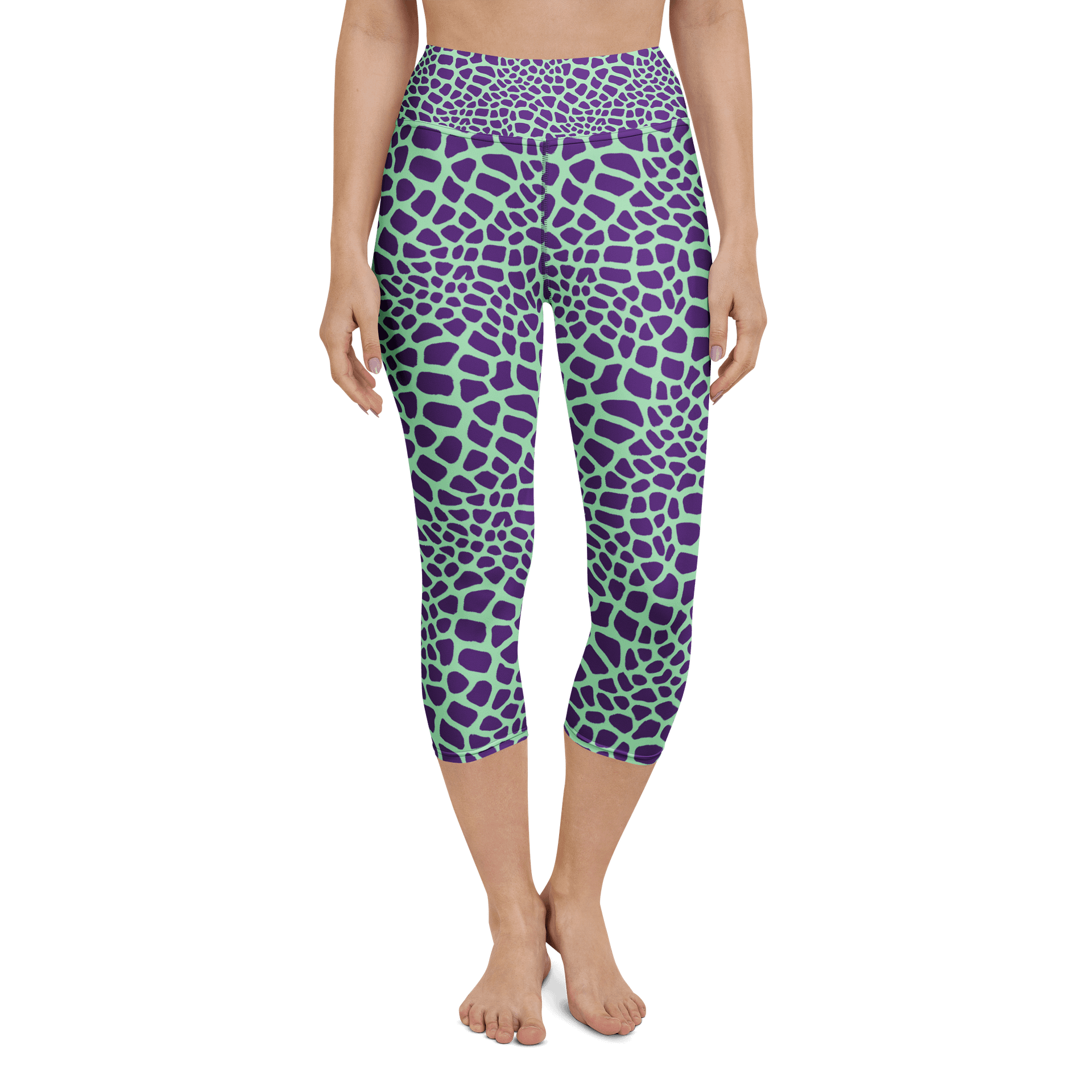Green Giraffe Capri Leggings product image (4)