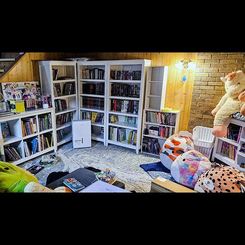 #progress 📚 Sorry we've been MIA the last couple of days. Yesterday I was visiting with Austin and today I've been #unpacking...