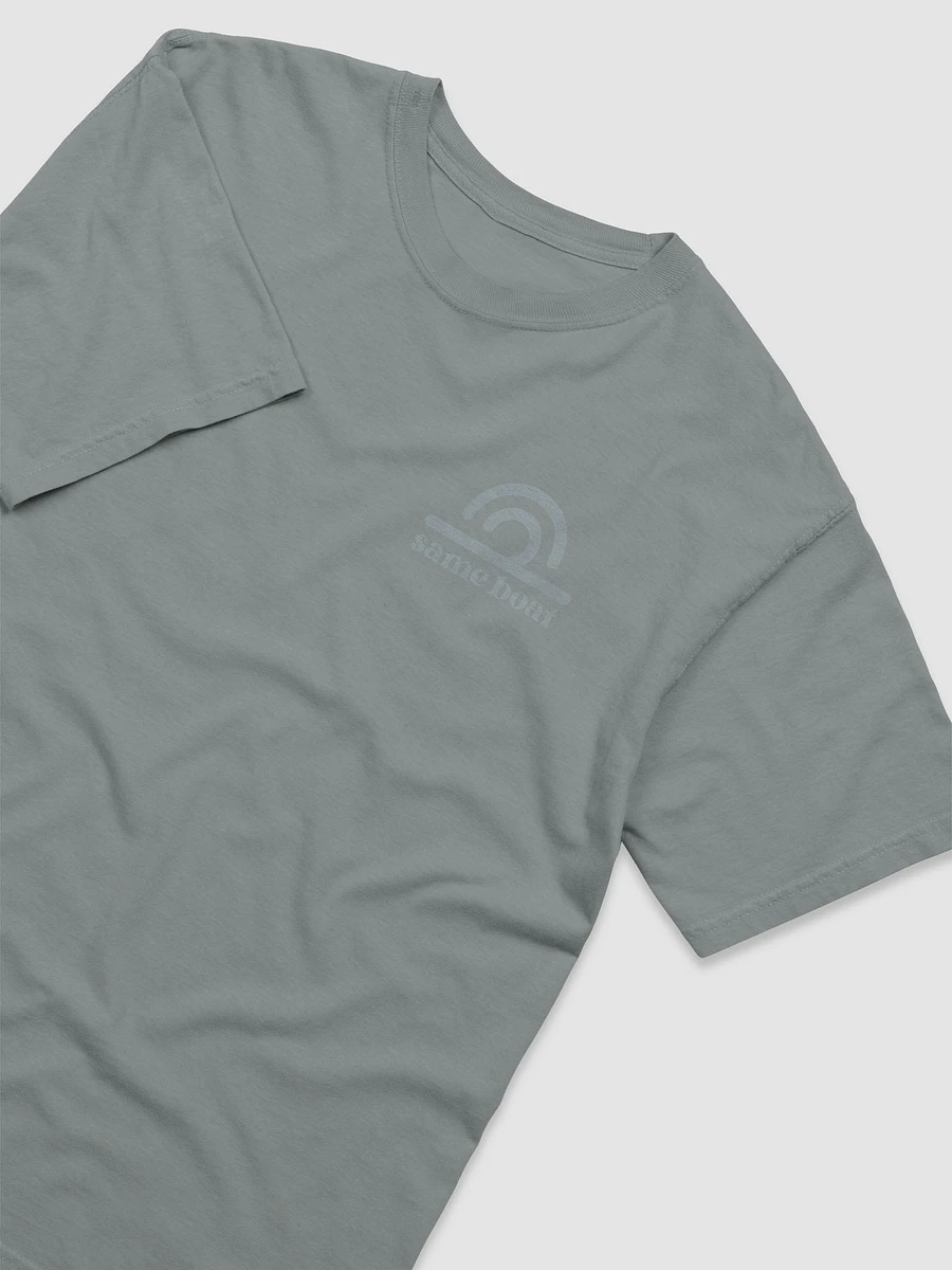 Same Boat™ Waves Tee product image (5)