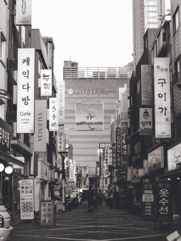Streets of Seoul I - Black & White Photo product image (1)