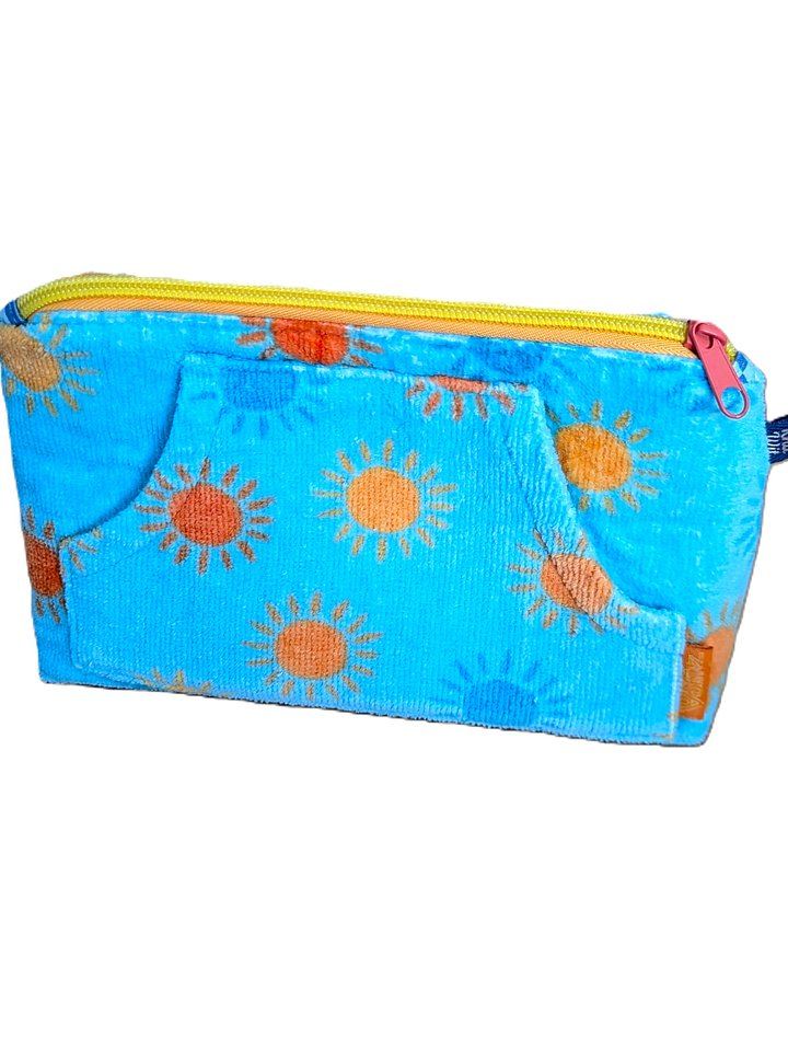 ☀️ Kangaroo Pocket Makeup Pouch product image (2)