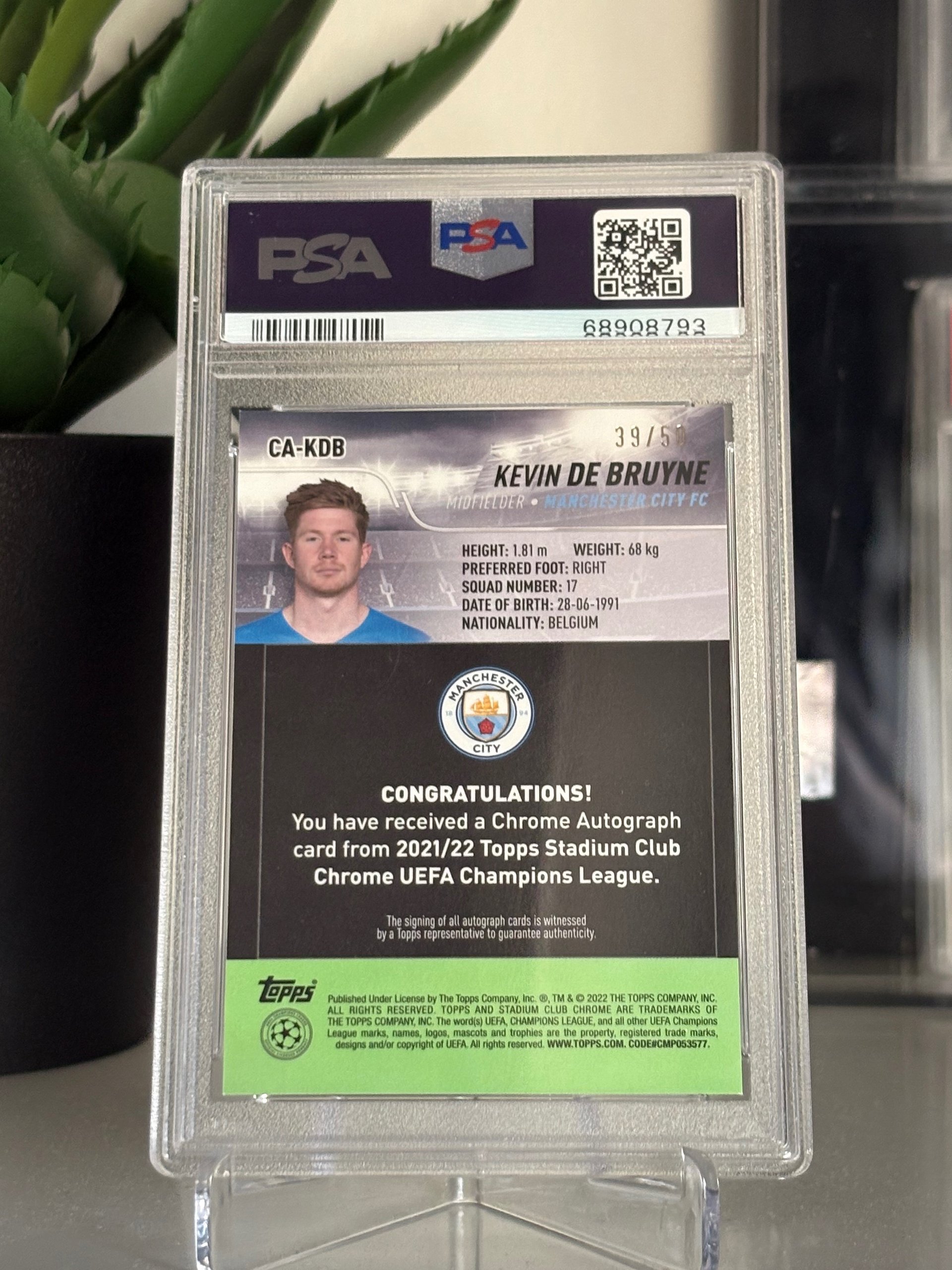 Kevin De Bruyne 2021-22 Topps Stadium Club UCL Gold Auto /5 PSA 10 product image (2)