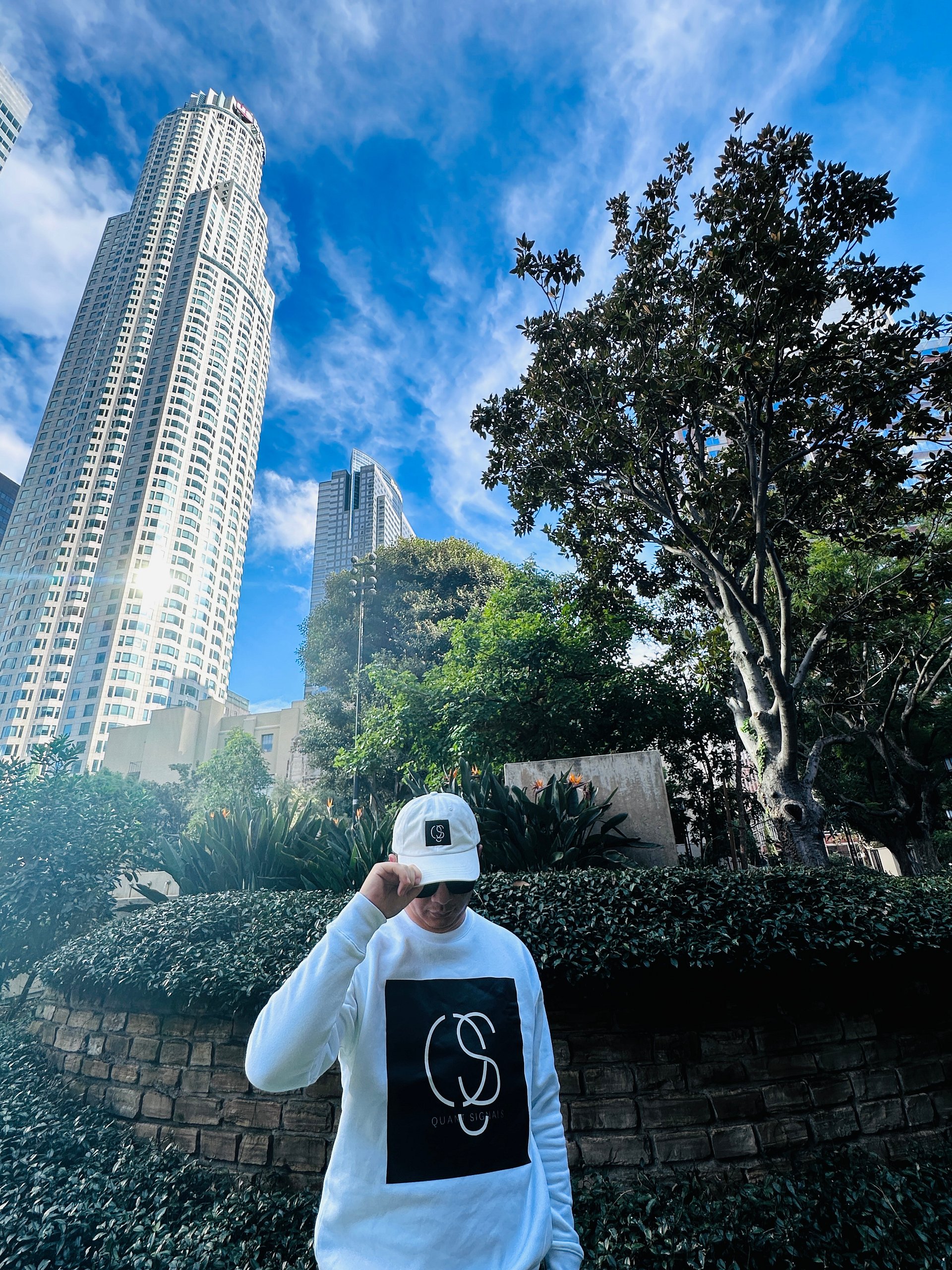 Quant Signals Hat product image (1)