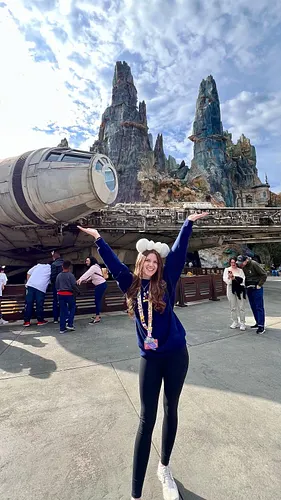 MAY THE 4TH BE WITH YOU & HAPPY STAR WARS DAY

#starwarsgirl #starwarsfanforever #starwarsfan #starwars #may4th #maythe4thbew...