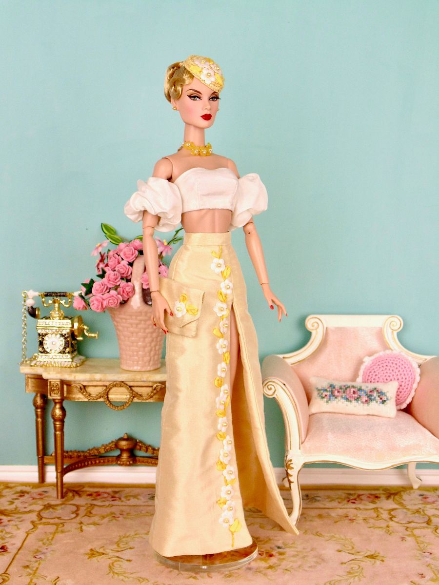 Adeline sewing pattern for 12" fashion dolls product image (4)