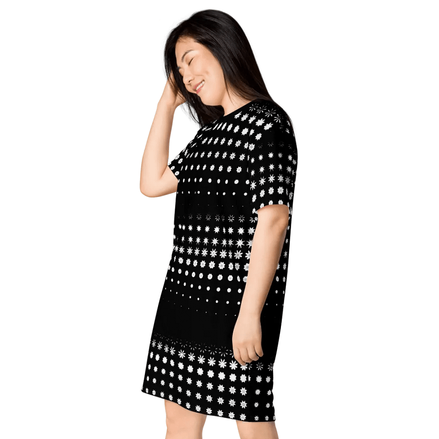 Abstract Black and White Flowers T Shirt Dress product image (7)