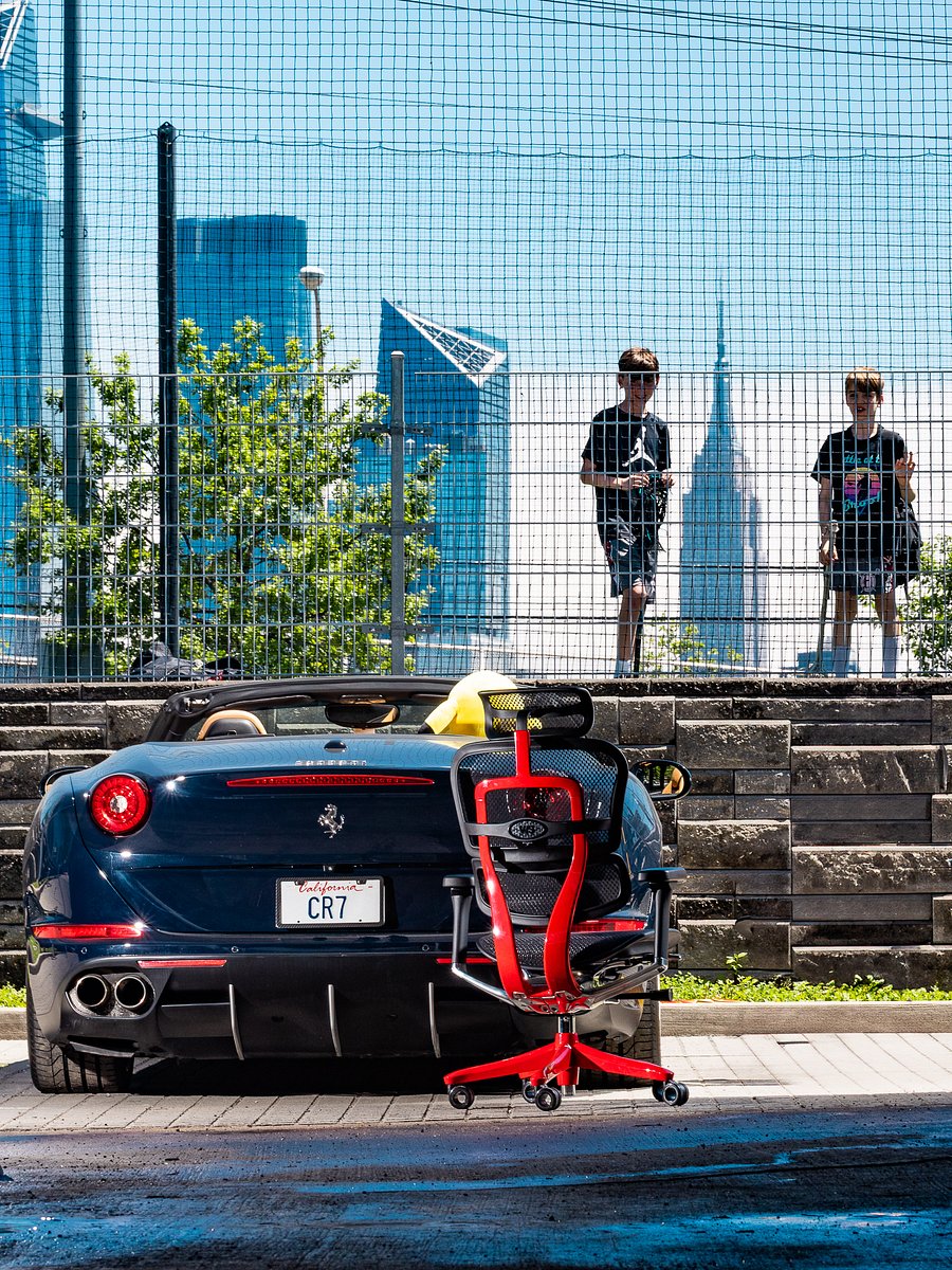 Ferrari Scuderia Red product image (5)