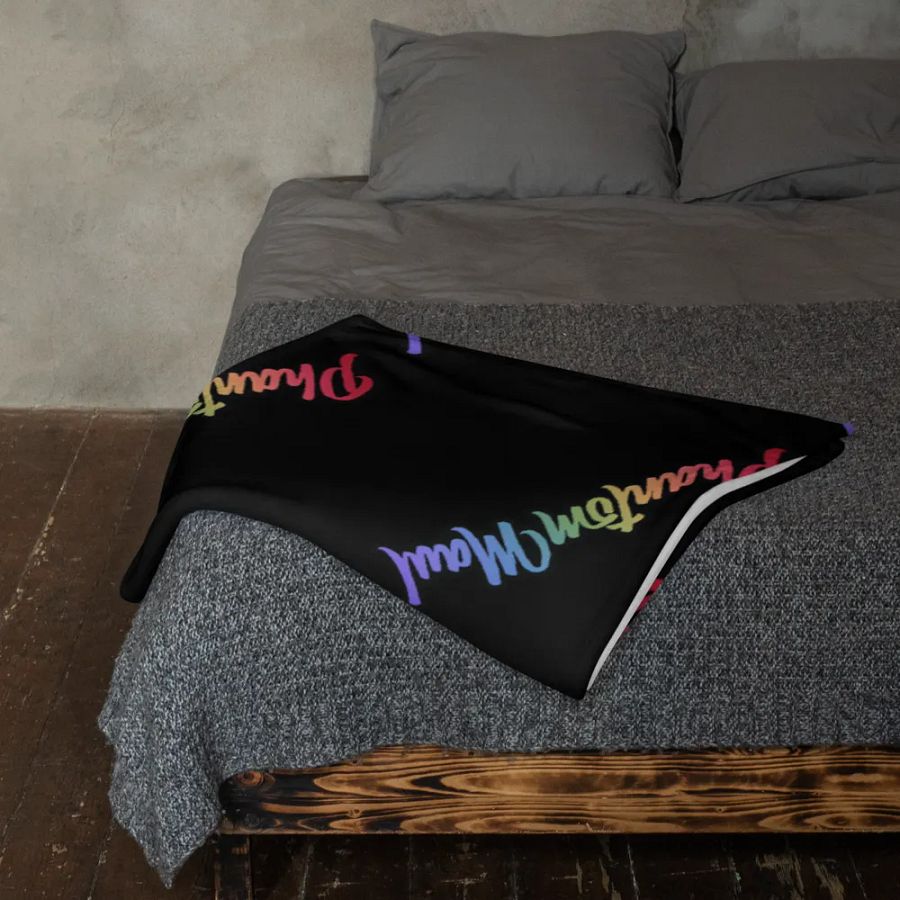 'PhantomMaul' Rainbow Throw Blanket product image (11)