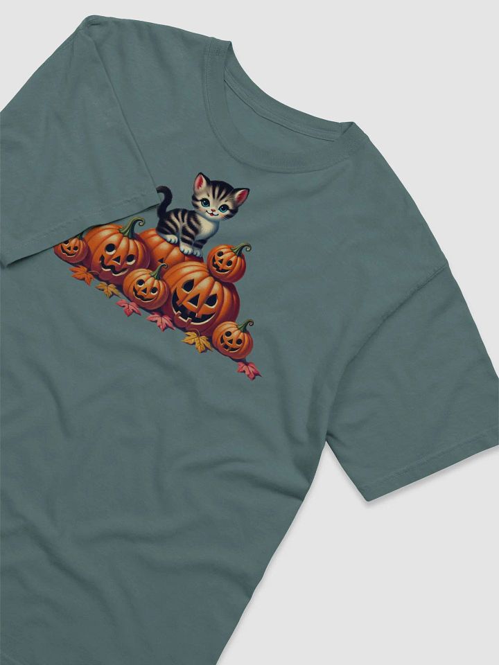 Halloween Kitten and Jack-o-Lanterns Comfort Colors T-Shirt product image (1)