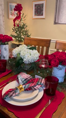 Need #Christmas dinner ideas? I got you! Get all of these fabulous #christmasparty recipes on my website - link in bio. 🎅🏻

P...