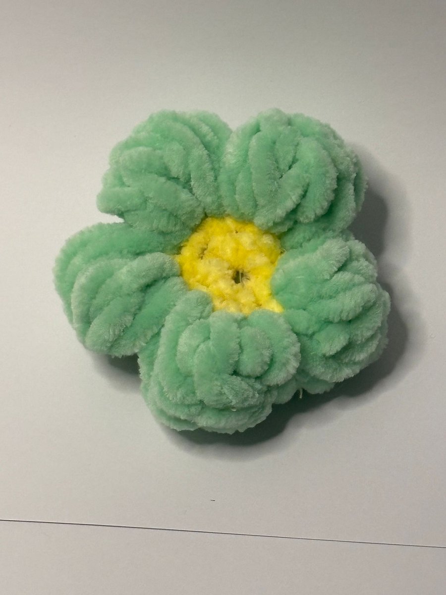 Crochet Flower product image (1)