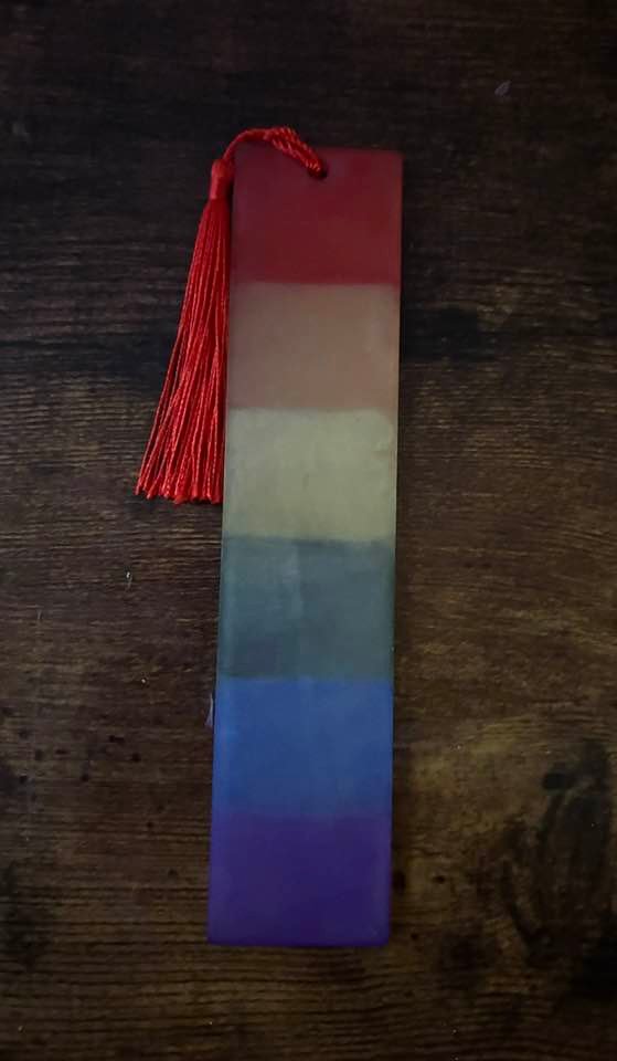 Handmade Pride Resin Bookmarks – LGBTQ+ Rainbow Bookmarks with Tassel (Colors Vary) product image (4)