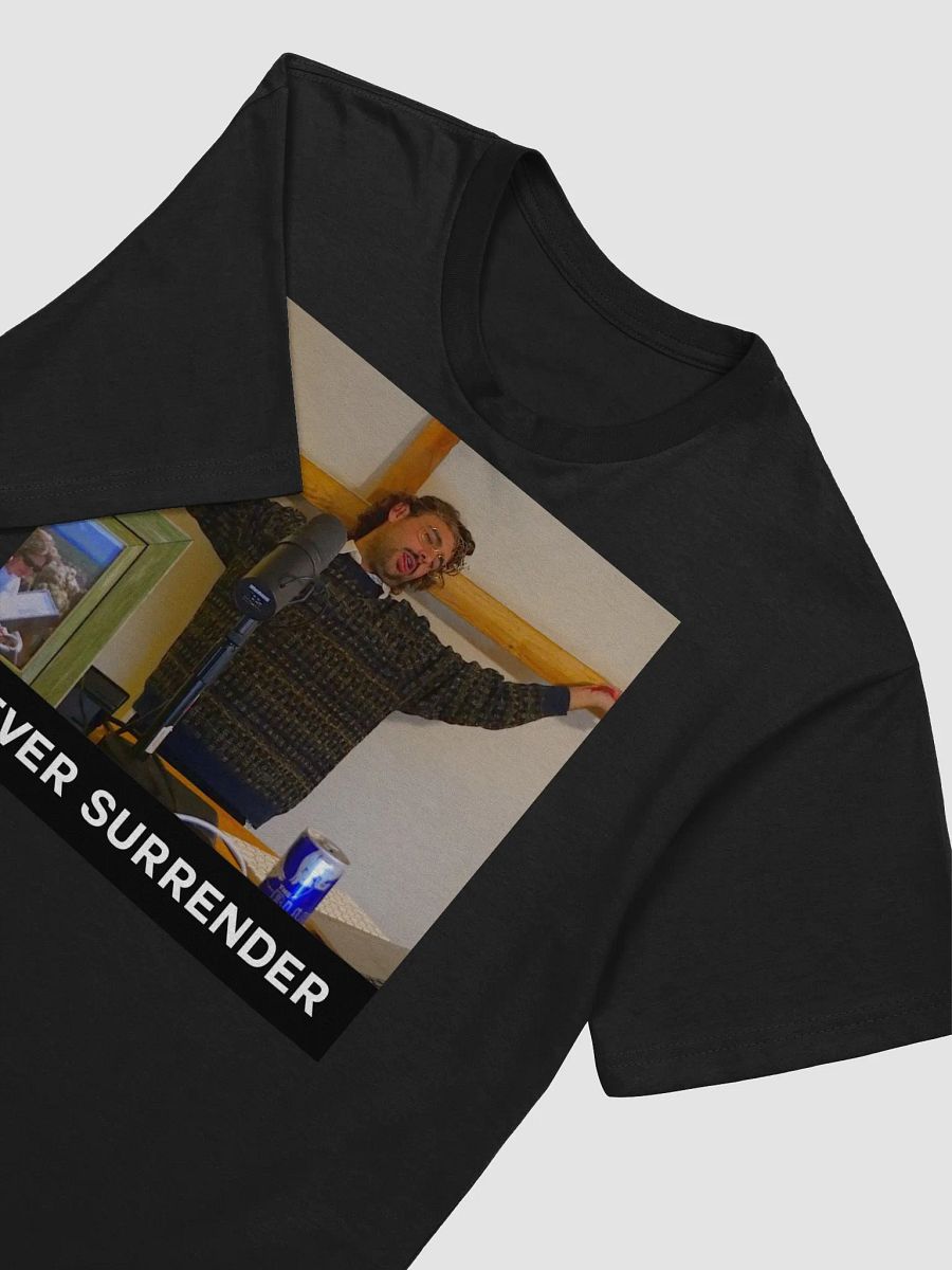 NEVER SURRENDER product image (4)