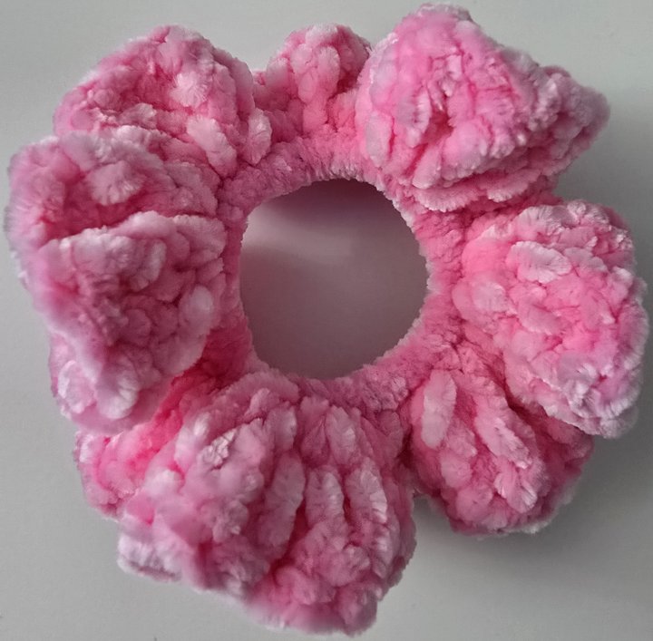 Hot Hot Pink Velvet Scrunchies product image (1)