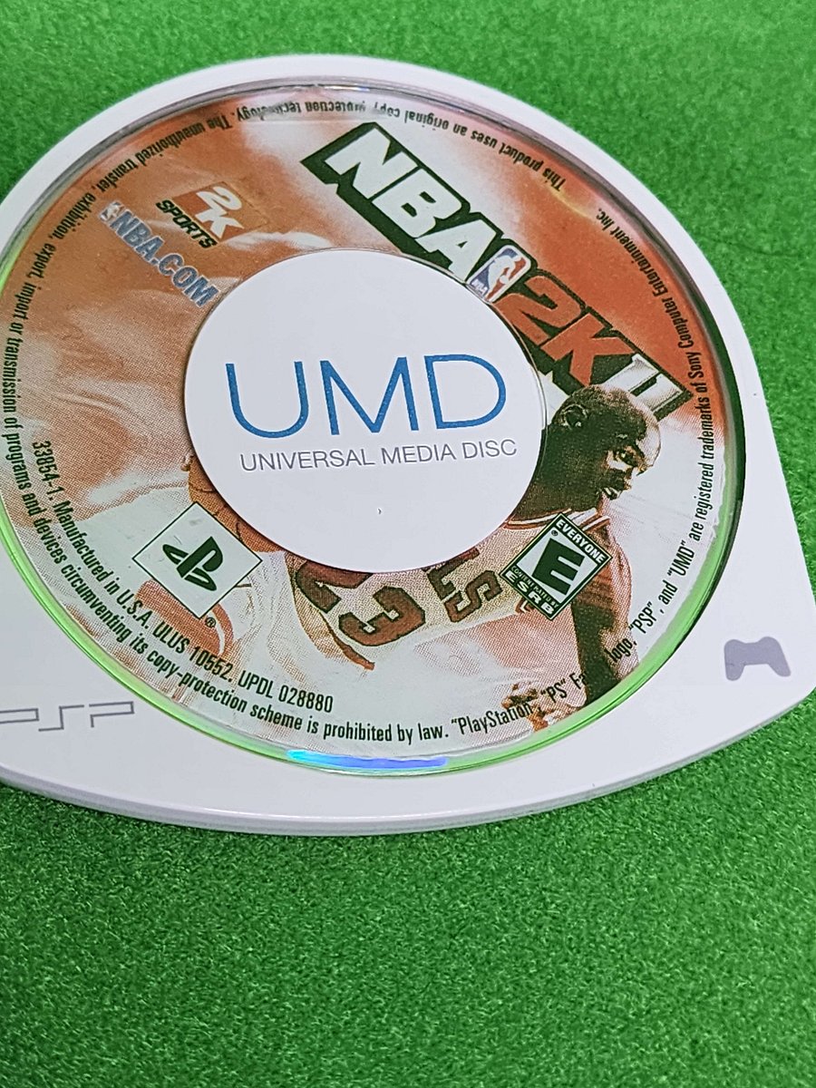 PSP - NBA 2K11 - Game Only product image (1)