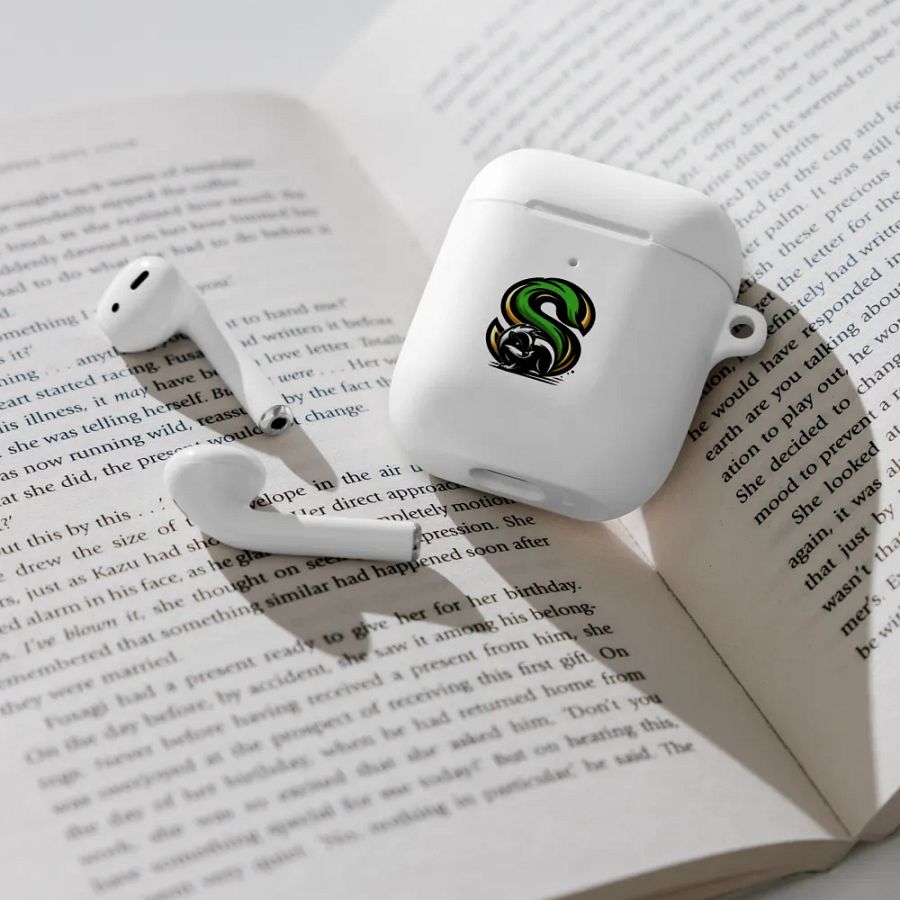 Skunky Airpod Case product image (10)