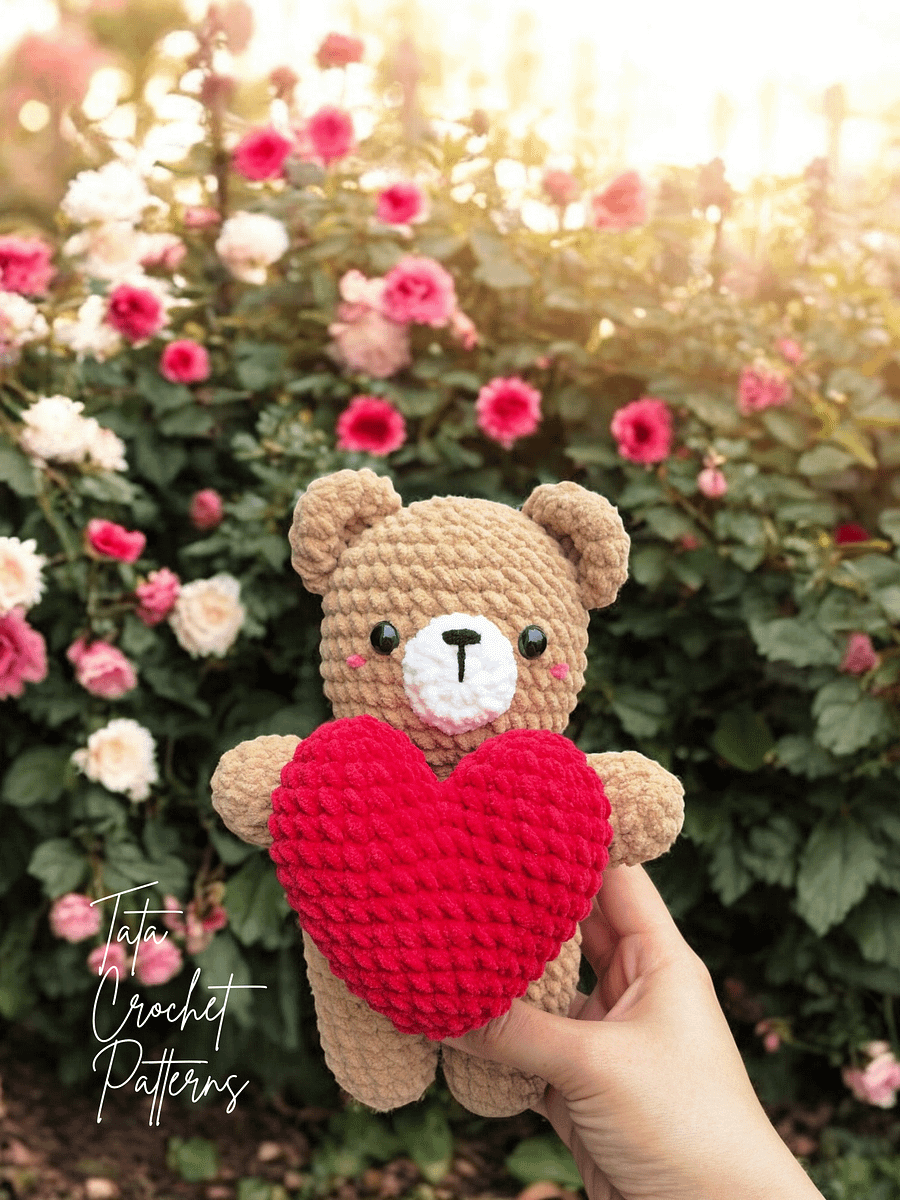 PDF Pattern - Crochet Bear Holding The Heart product image (4)