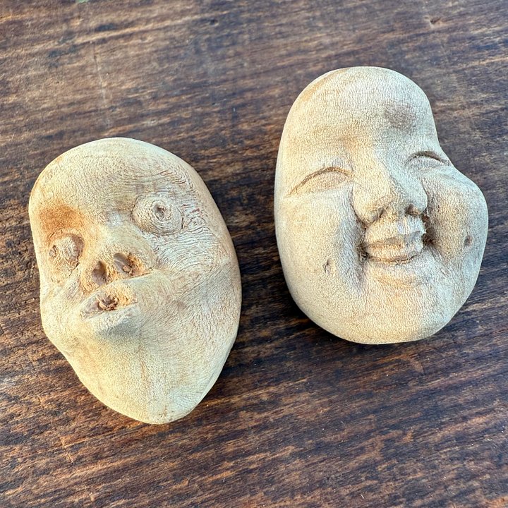 🎎 Vintage Japanese Hyottoko & Okame Carved Seed Faces – Japan Antique Roadshow product image (1)