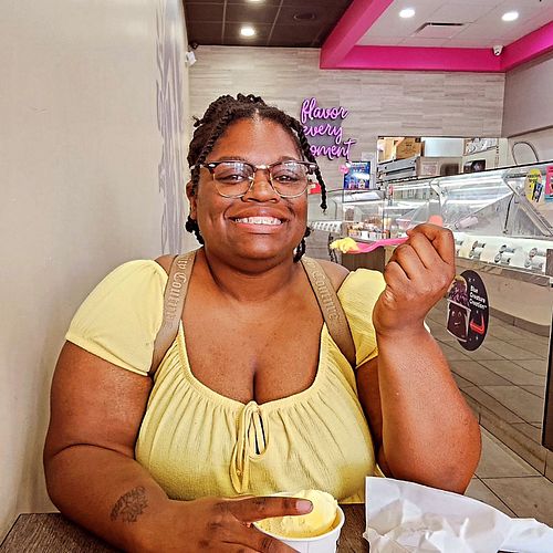Since yall say I never post selfies here I go....