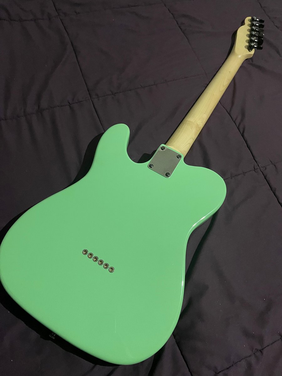 GD Guitars Super T | Seafoam Green | Alder Body | Maple Neck | Graphtec & Fender Hardware | D’Addario Locking Tuners product image (5)