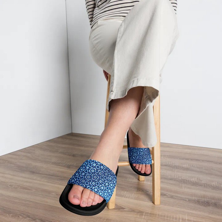 Blue Floral Pattern product image (2)