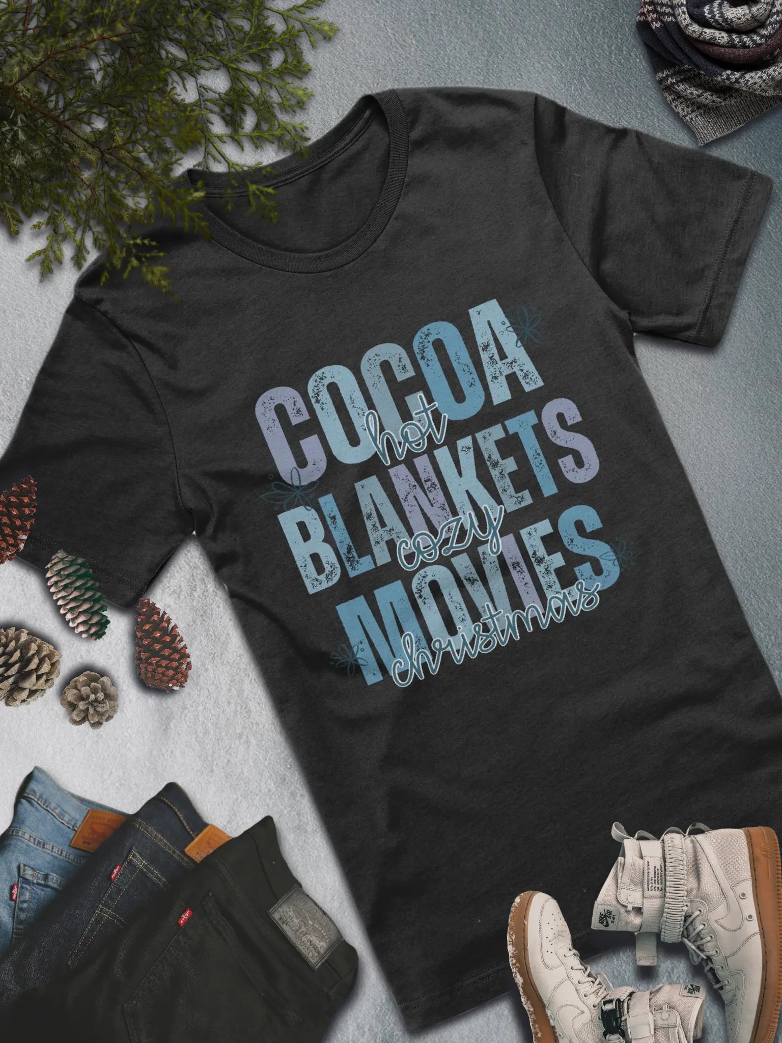 Cozy Christmas Vibes T-Shirt – Warm and Festive Holiday Fashion product image (1)