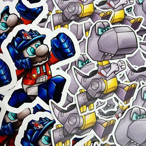A new sticker! YOSHLOCK! I will have this on me at TFcon Toronto this summer. I have lots of them! I have plenty of Optimario...