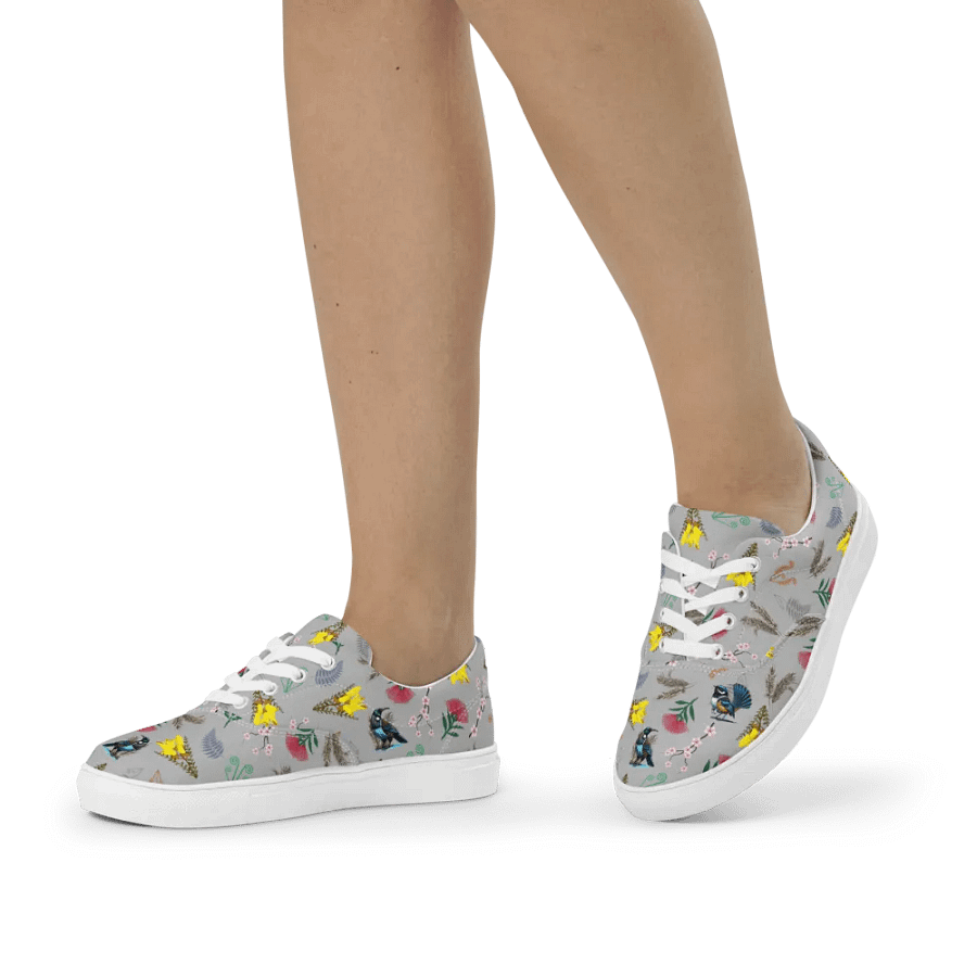 NZ Blooms and Birds Lace-Up Canvas Shoes (Grey) product image (4)