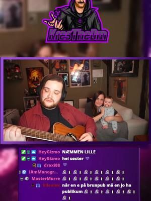 Lille Iben måtte komme ned å få seg en nattasang på fredagens musikkstream!🥰 #musikk #blåmann #nattasang #lullaby 