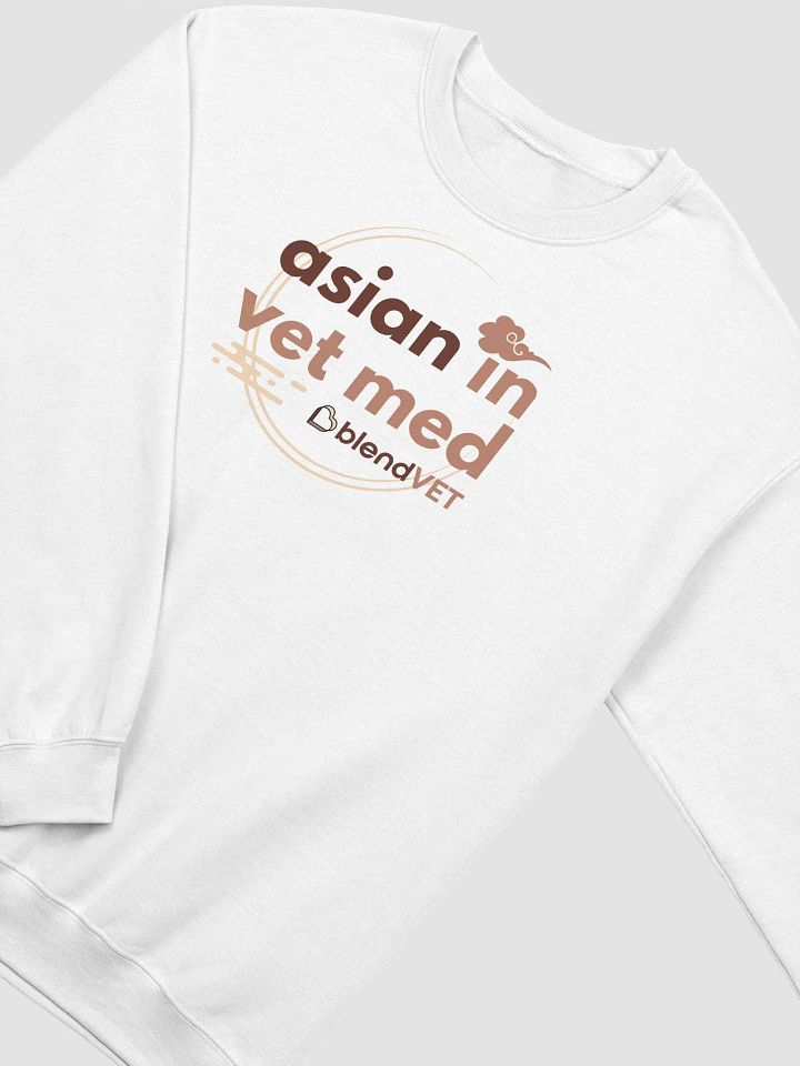 Asian in Vet Med Crewneck Sweatshirt product image (3)