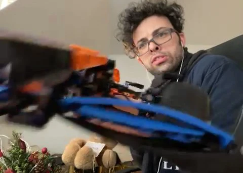 Video thumbnail