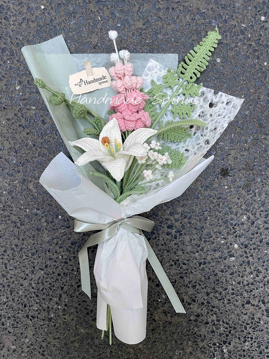 Greenfield Wonderland White Pink Flower Basket Crochet Knit Bouquet product image (4)