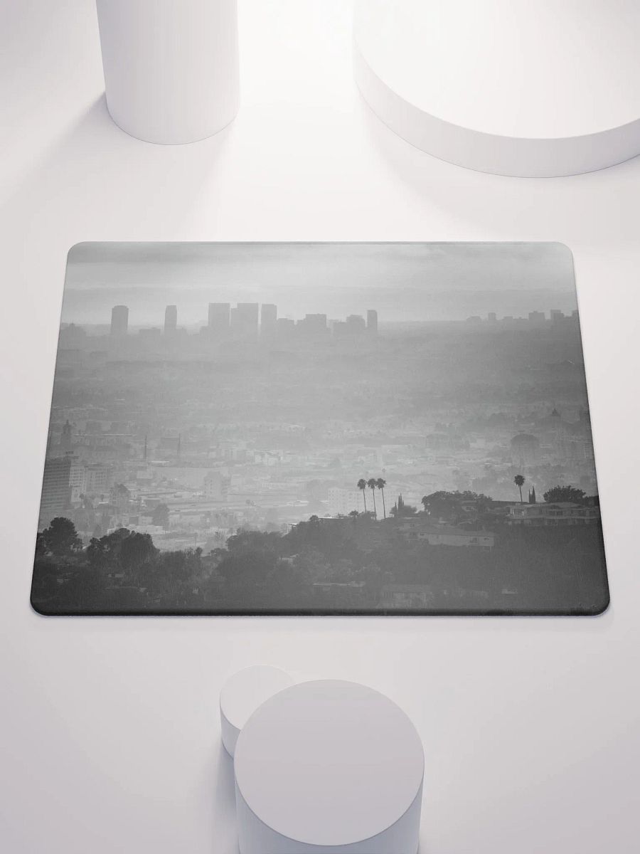 Game Pad - Los Angeles product image (1)