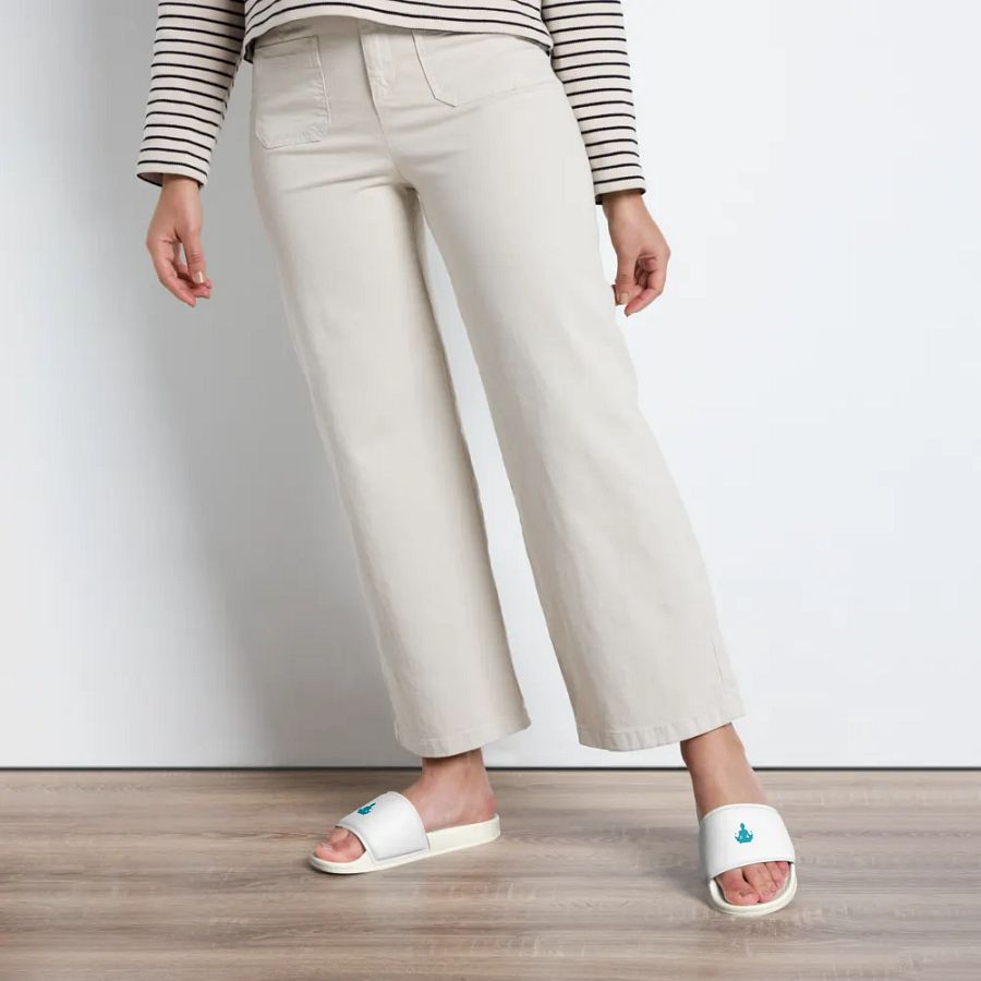 SereneSoul Women's Oasis Slides - Embrace Comfort and Style by the Water product image (4)