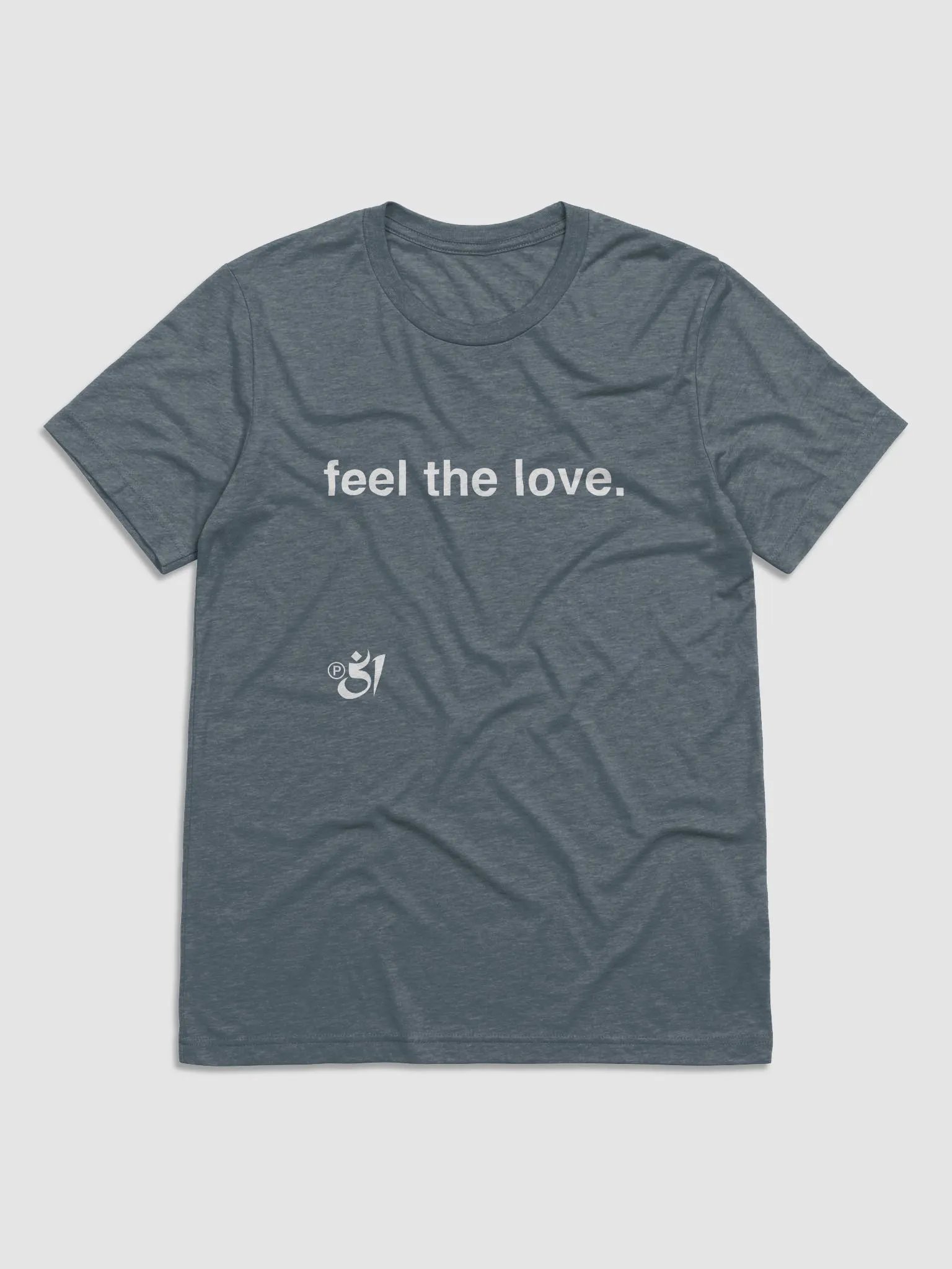 feel the love. tee product image (1)