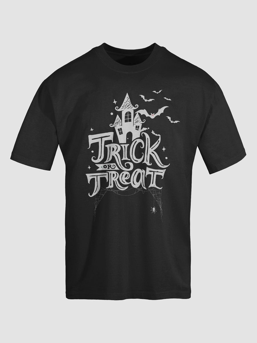 Spooky Trick or Treat Halloween Oversized Tee product image (5)