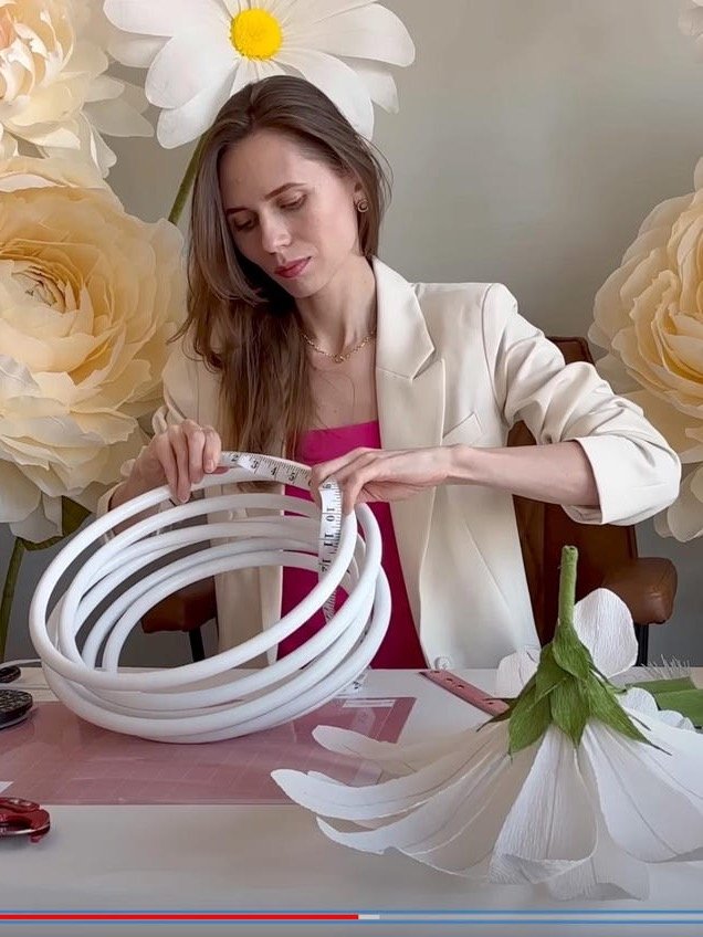 DIY Giant Paper Daisy: Templates + 10 Sizes Measurements Chart + Video Tutorial product image (9)