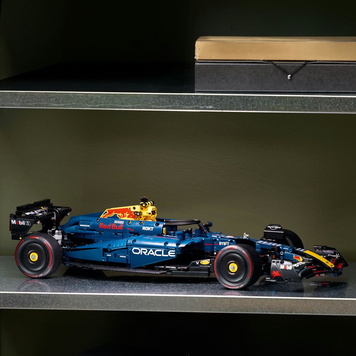 LEGO F1 Oracle Red Bull Racing RB20 product image (7)