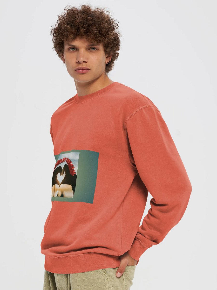 Love short official product image (5)