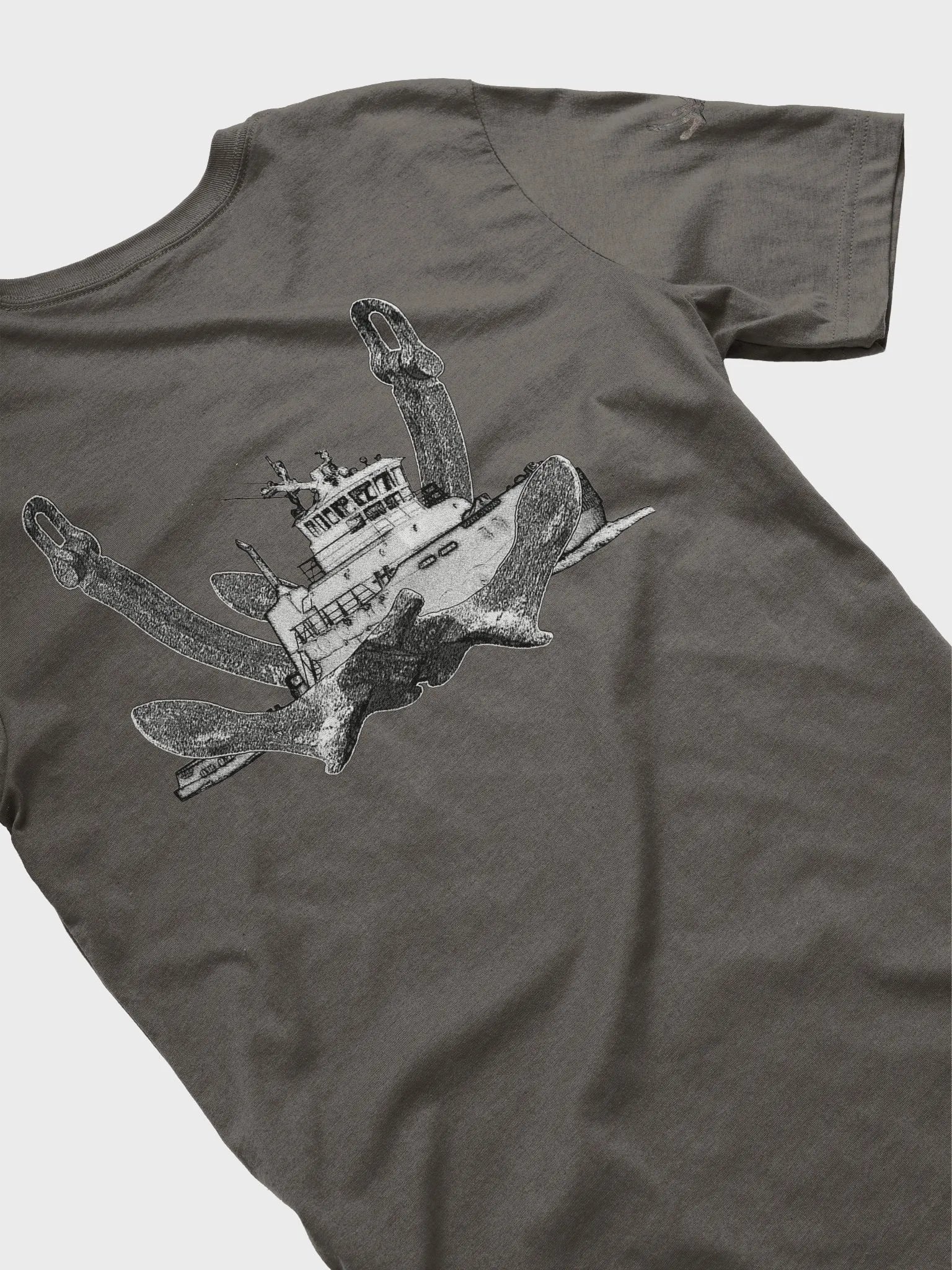 Twin Anchor Titan tug T-Shirt product image (1)