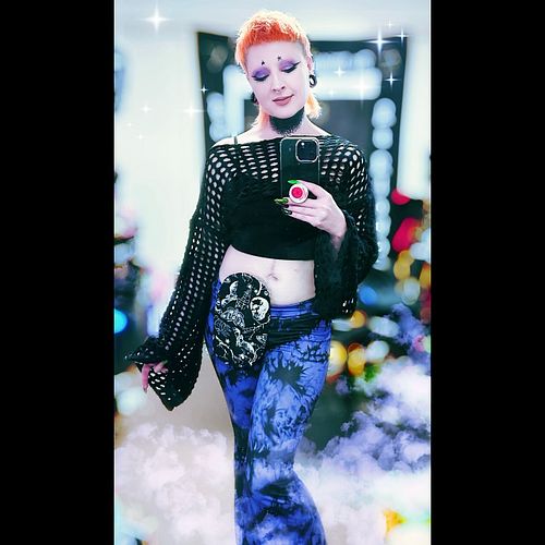 🩶💜🖤
‘
‘
‘
‘
‘
‘
‘
#stoma #ileostomy #disabled #disability #alt #alternativegirl #altfashion #altmodel #disabledmodel #makeup ...