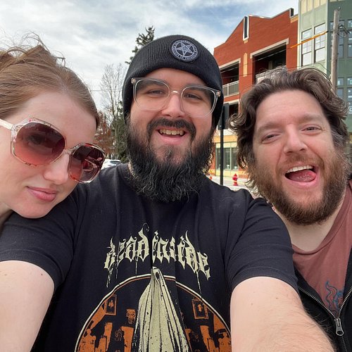 Spent 3 days in Cbus to watch bad horror movies, hit up a barcade and go see @dwtd and @korineband with my homies and it was ...