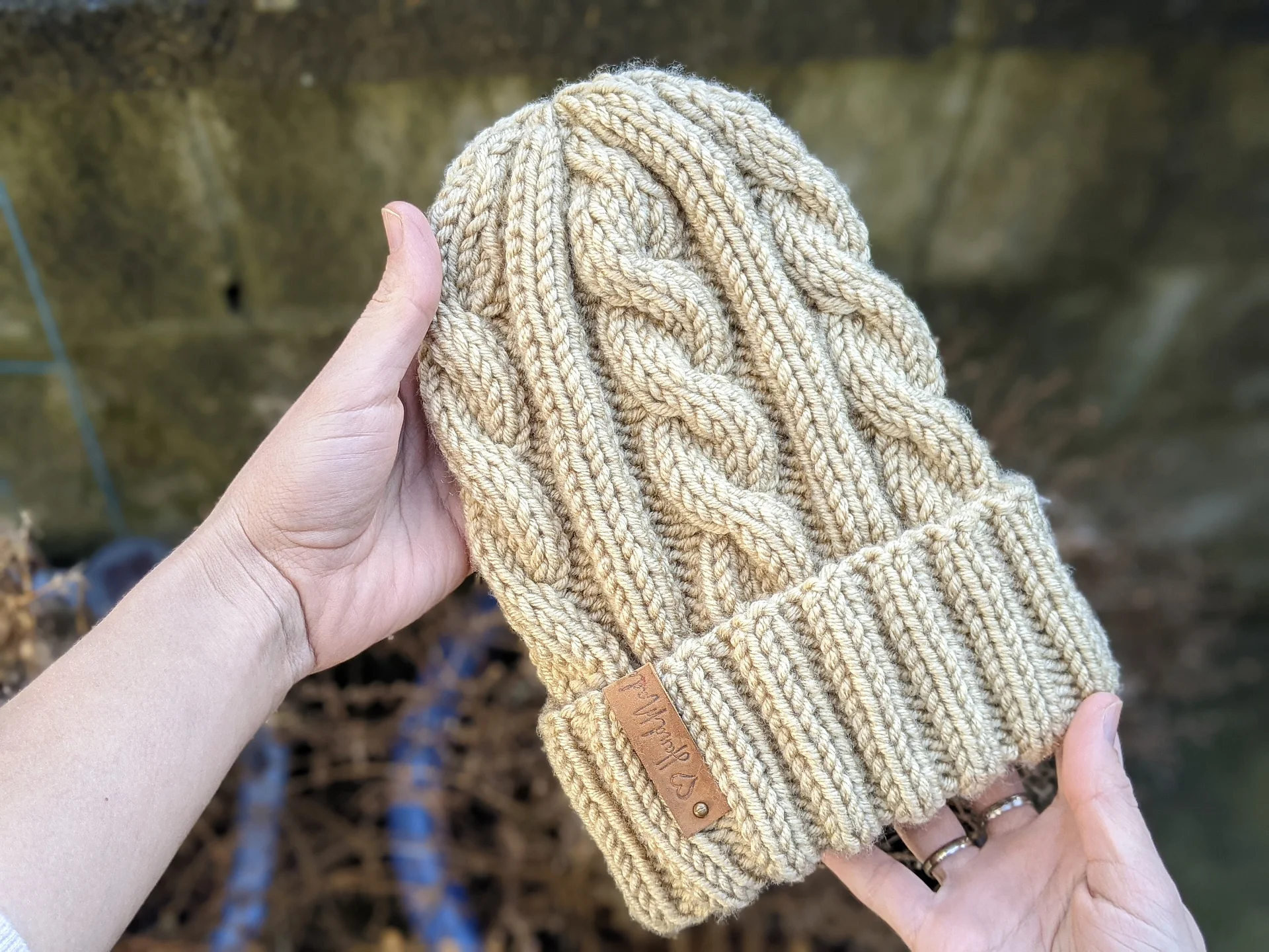 Crème Brûlée Cable Hat Knitting Pattern (Circular Needles) product image (8)