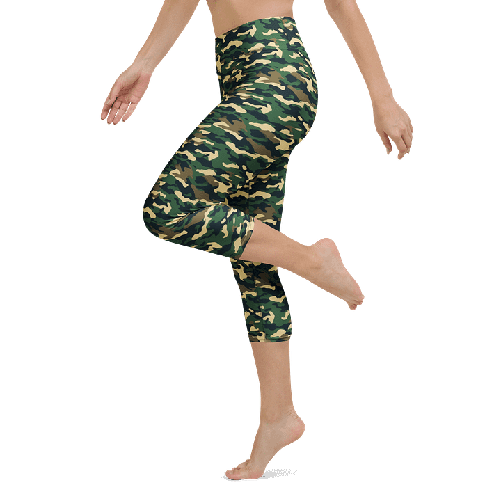 Jungle Camo Yoga Capri Leggings product image (1)