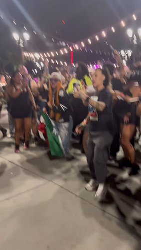 @snowthaproduct im still speechless so ill just drop this here.
#concert #svpride