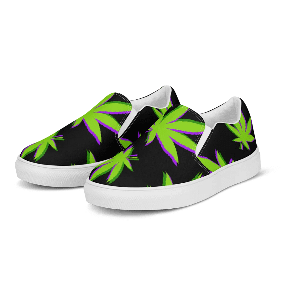 Weed Leafy Women's Slip-On Shoes product image (2)