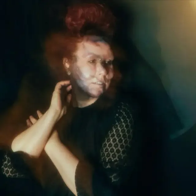 Reposting with the music!!! 🎶 Dark Matter is now here! This project holds such deep meaning for me, and I'm so excited to finally share it with everyone! 🌟 🎧 Please listen and share it with anyone who might enjoy it! Your support means the world to me on this journey! 🙏 Credits: - Photos and album art by Anna Haas - Hair and makeup by Bennett Jason - Mastering by Wade Strange and Mike Clemow at Seethrusound - All music written, performed, and produced by me Thanks to all of you who've supported me on this journey. 💙sari #darkmatter #newmusic #jessirobertson