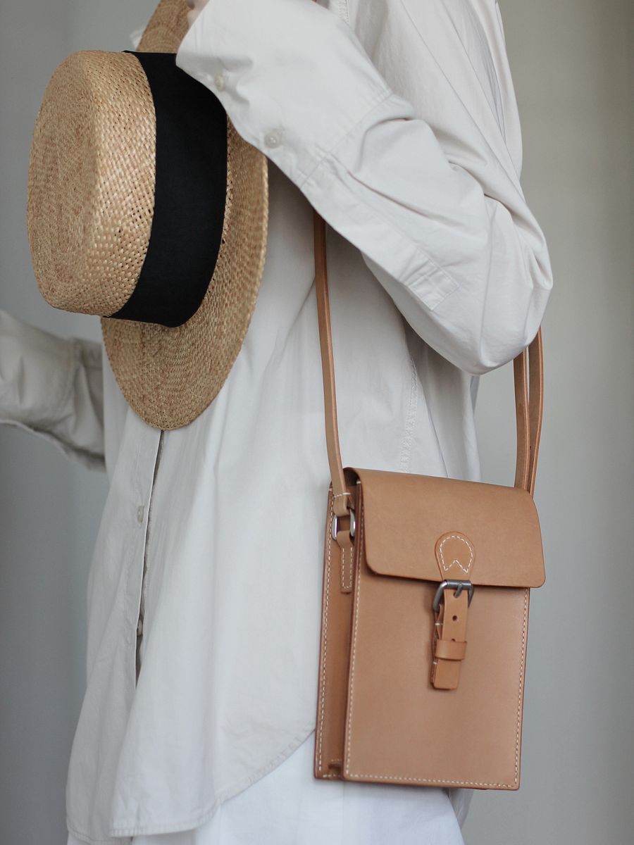 Vegetable Tanned Leather Classic Satchel – Honey product image (7)